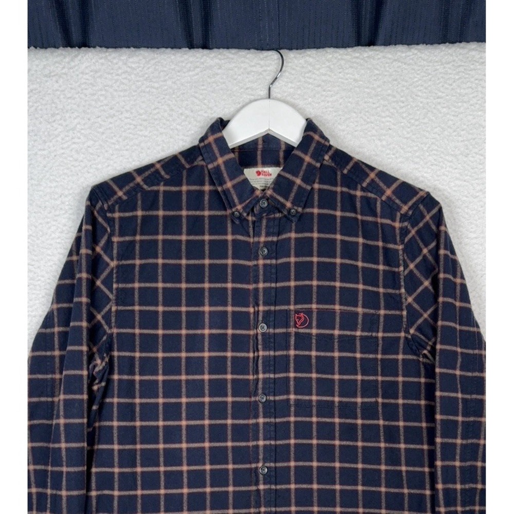 FJALL RAVEN Ovik Flannel Button Up Shirt - Medium - Navy Blue Brown Plaid Cotton